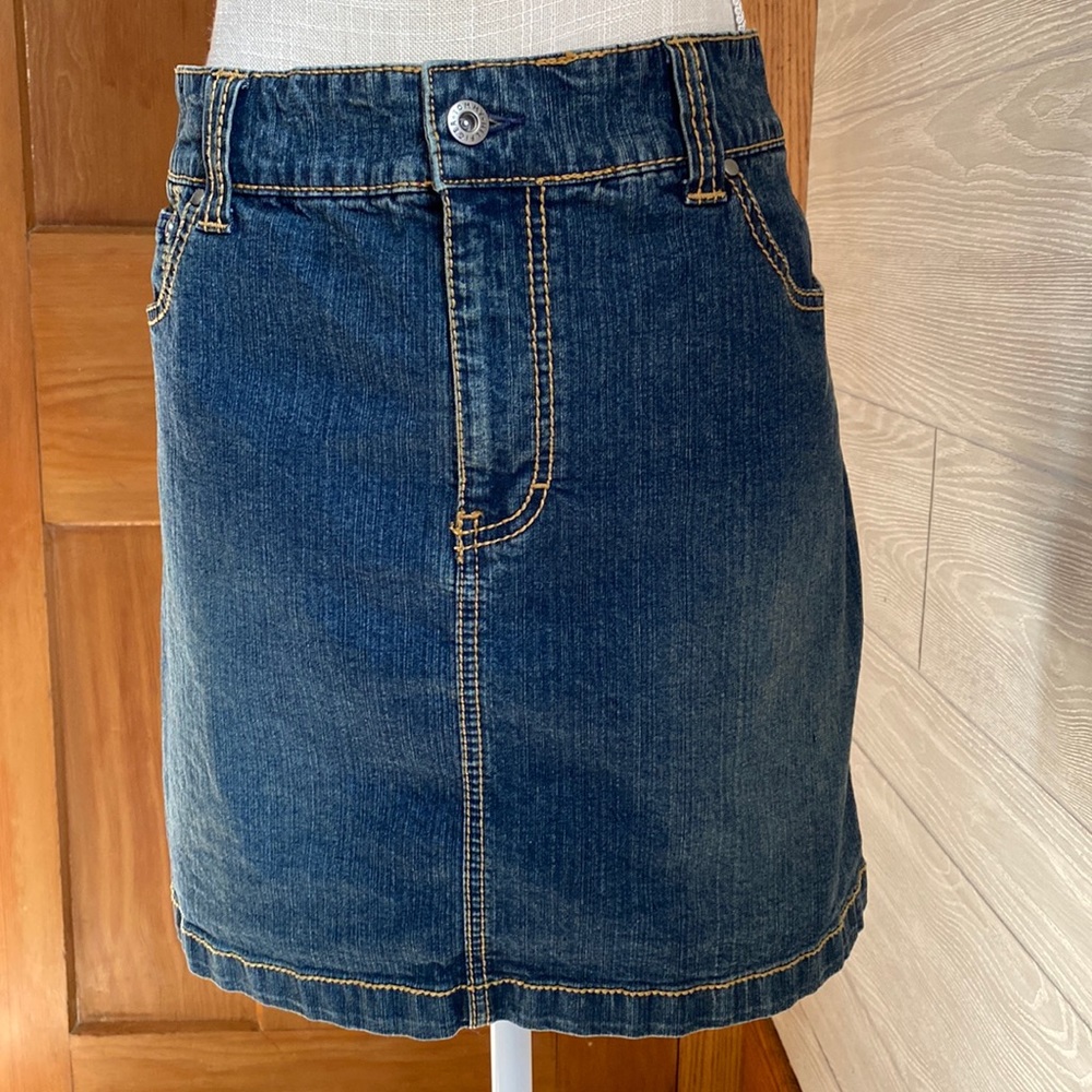 Tommy Hilfiger jean denim skirt. Size 14